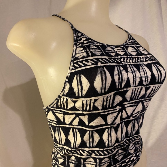 Forever 21 Strappy Tank Top - Picture 2 of 7